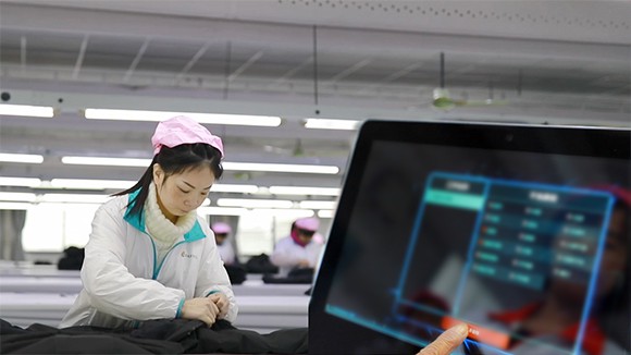 激活服裝“智腦”，看見企業(yè)未來——軟件技術(shù)開發(fā)驅(qū)動的服裝行業(yè)變革